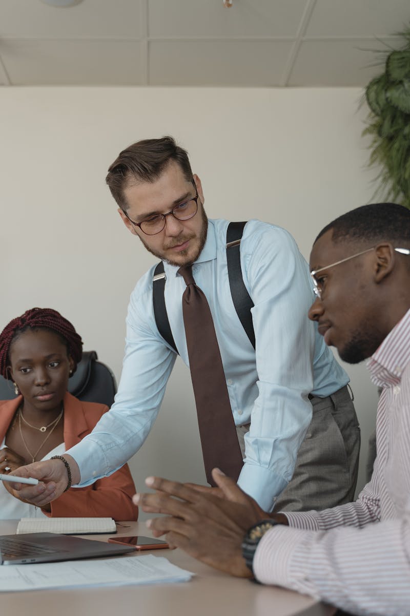 Outsourced RCM team managing end-to-end billing operations remotely